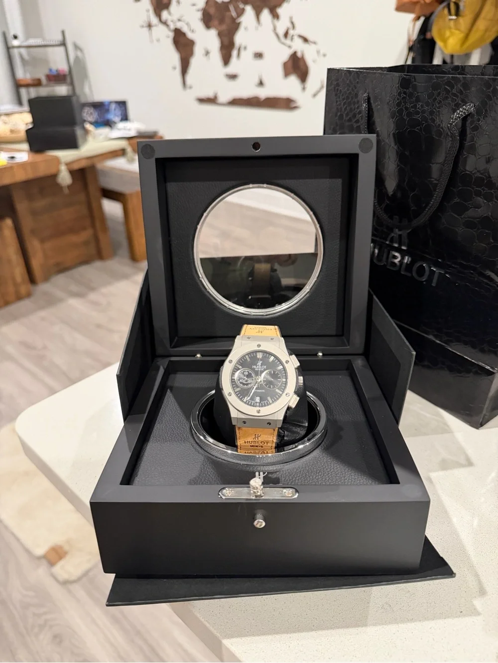 Hublot premium display